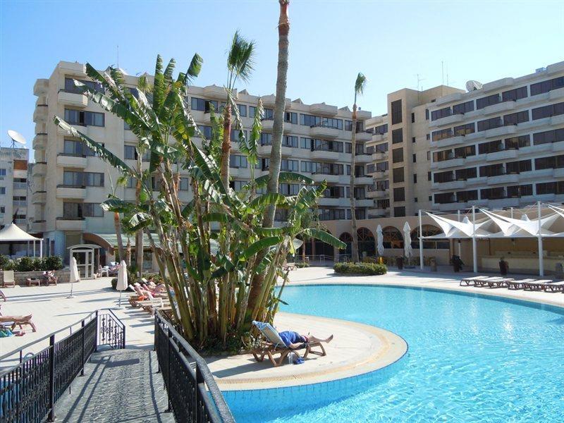 Atlantica Oasis Hotel ลิมาซอล ภายนอก รูปภาพ